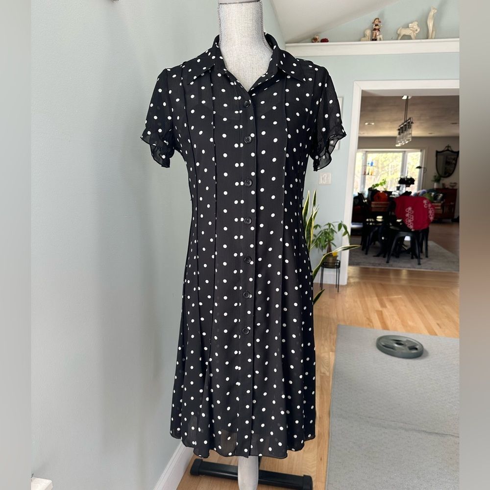 Sandra Darren Button Down Black with White Polkadots Short Sleeve Dress size 4P
